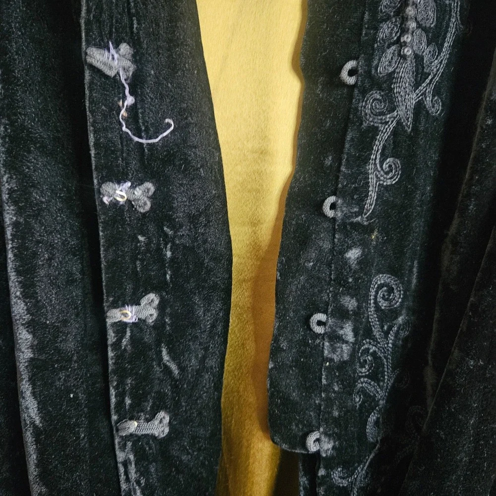 Soft Surroundings Black Velvet Embroidered Duster Coat Jacket Gold Lining Large - Picture 14 of 14